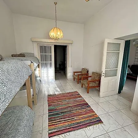 Hostel Old Limassol